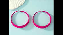 Load image into Gallery viewer, Chunky Hoop Earrings
