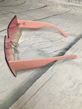 Load image into Gallery viewer, &#39;Athena&#39; Got 2b Bougie Oversized Square Sunglasses (Ombre&#39; Pink/Yellow)
