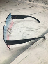 Load image into Gallery viewer, &#39;Athena&#39; Got 2b Bougie Oversized Square Sunglasses (Ombre&#39; Blue/Pink)
