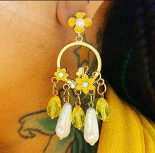 Load image into Gallery viewer, Felisha&#39;s Box &#39;Lemonade&#39; Dangle Earrings
