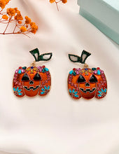 Load image into Gallery viewer, Felisha&#39;s Box &#39;Jacqae`&#39; Pumpkin Dangle Earrings
